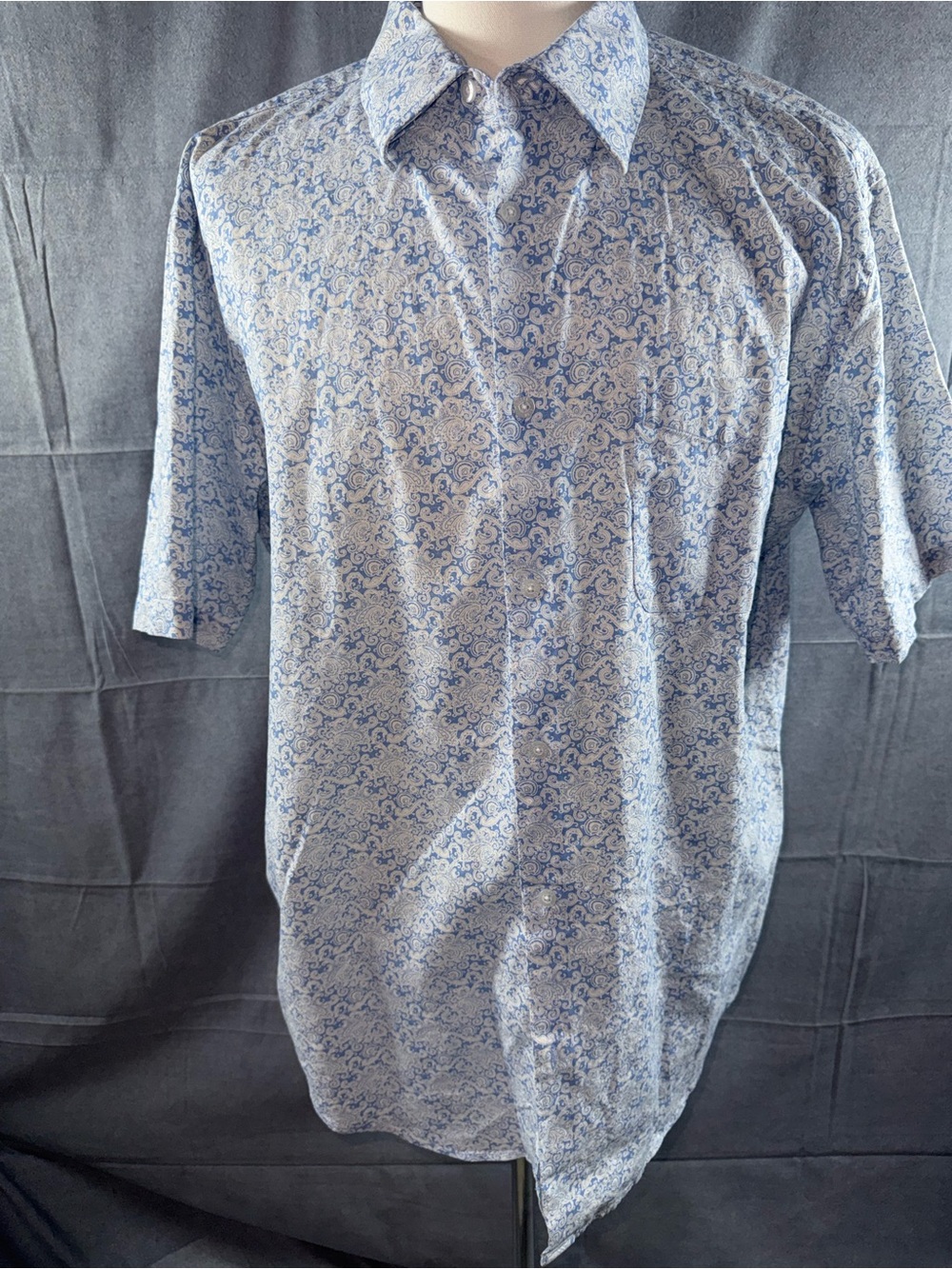2964-Alan Flusser Light Blue Paisley Short-Sleeve Button-Down Shirt
